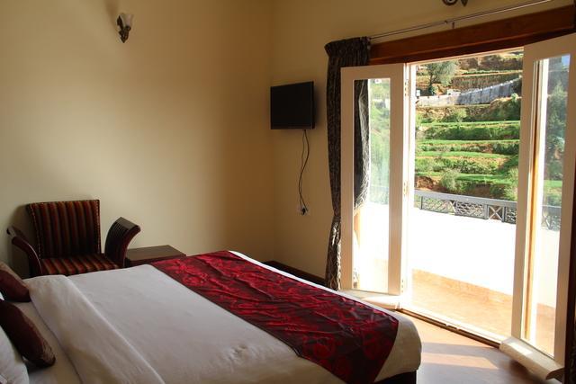 Golden Springs Motel Ooty Exterior foto
